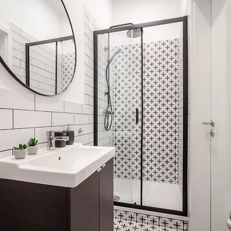 K33- Quality Apartments, Best Location, By Bqa Apartment *