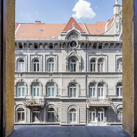 K33- Quality Apartments, Best Location, By Bqa Apartment *
