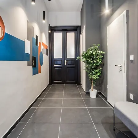 K33- Quality Apartments, Best Location, By Bqa Apartment *